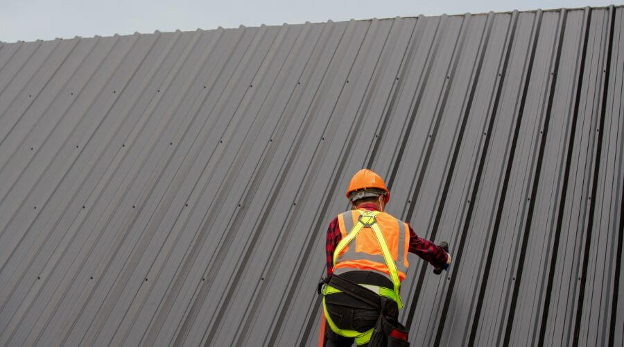 Professional metal roof installation services in Ridge Farm, IL